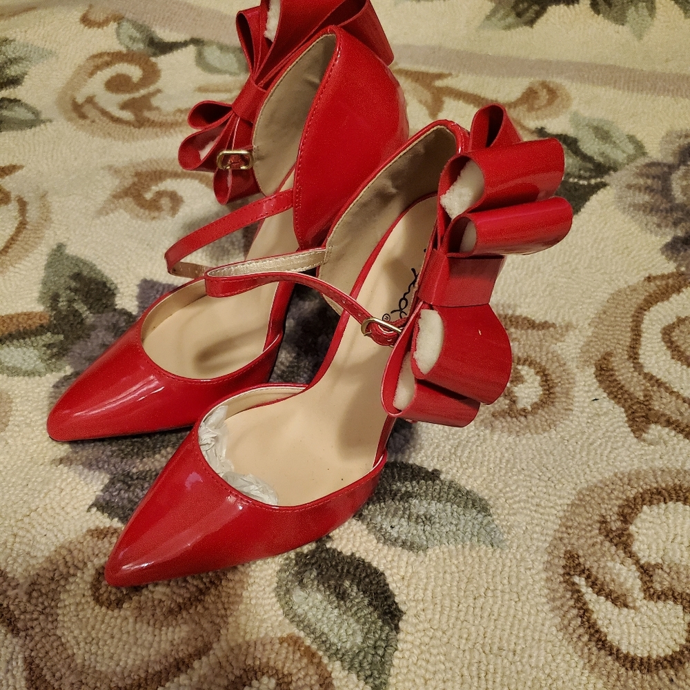 Sexy Red Pumps